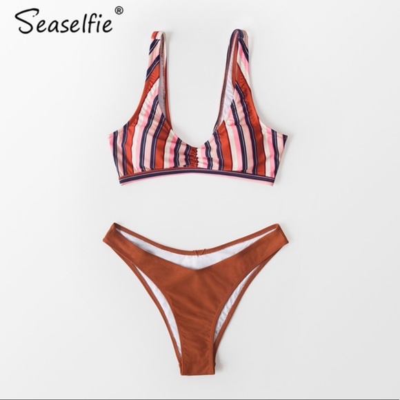 CUPSHE Low Rise bohoChic Stripe Shirring Bikini~med - Picture 6 of 7